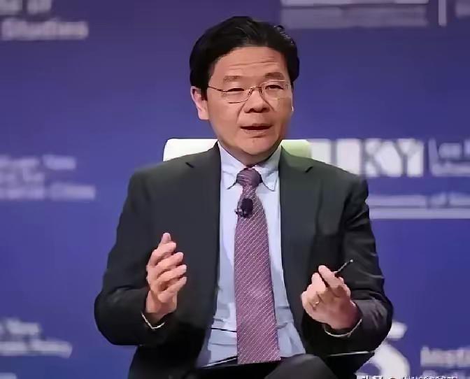 中国博主“甜嘟爸爸”突然宣布了，他不认同把新加坡华人称作“华人”，还把新加坡批评