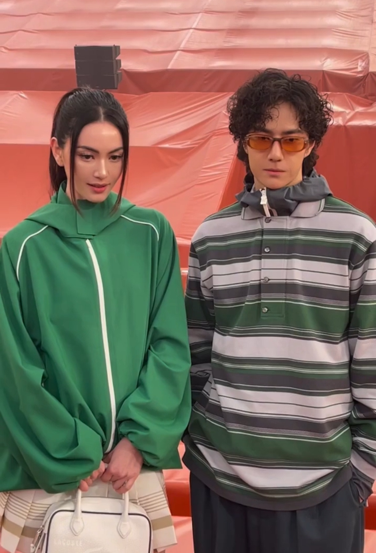 哈哈我说怎么有点眼熟！！！！