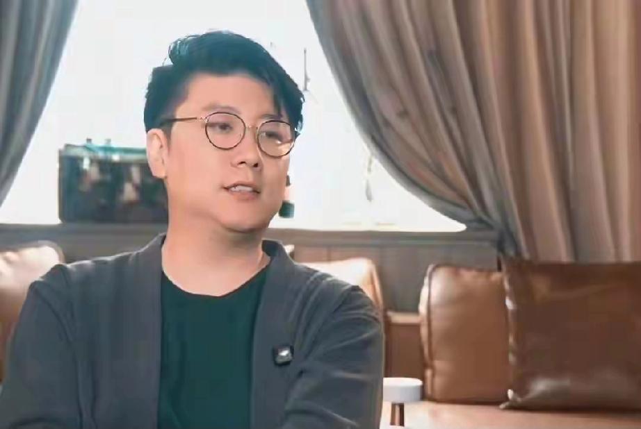 低调官宣！陈慧琳弟弟陈司翰隐婚多年，淡出娱乐圈大变样港圈重磅喜讯！