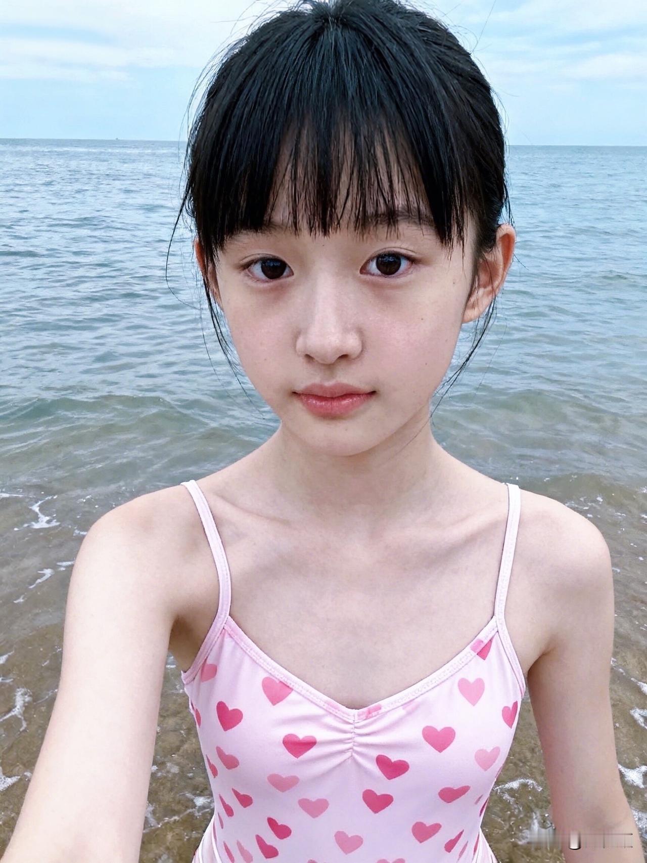 感受海边的风海边少女感拍照女孩海边写真海边氛围感少女沙滩的