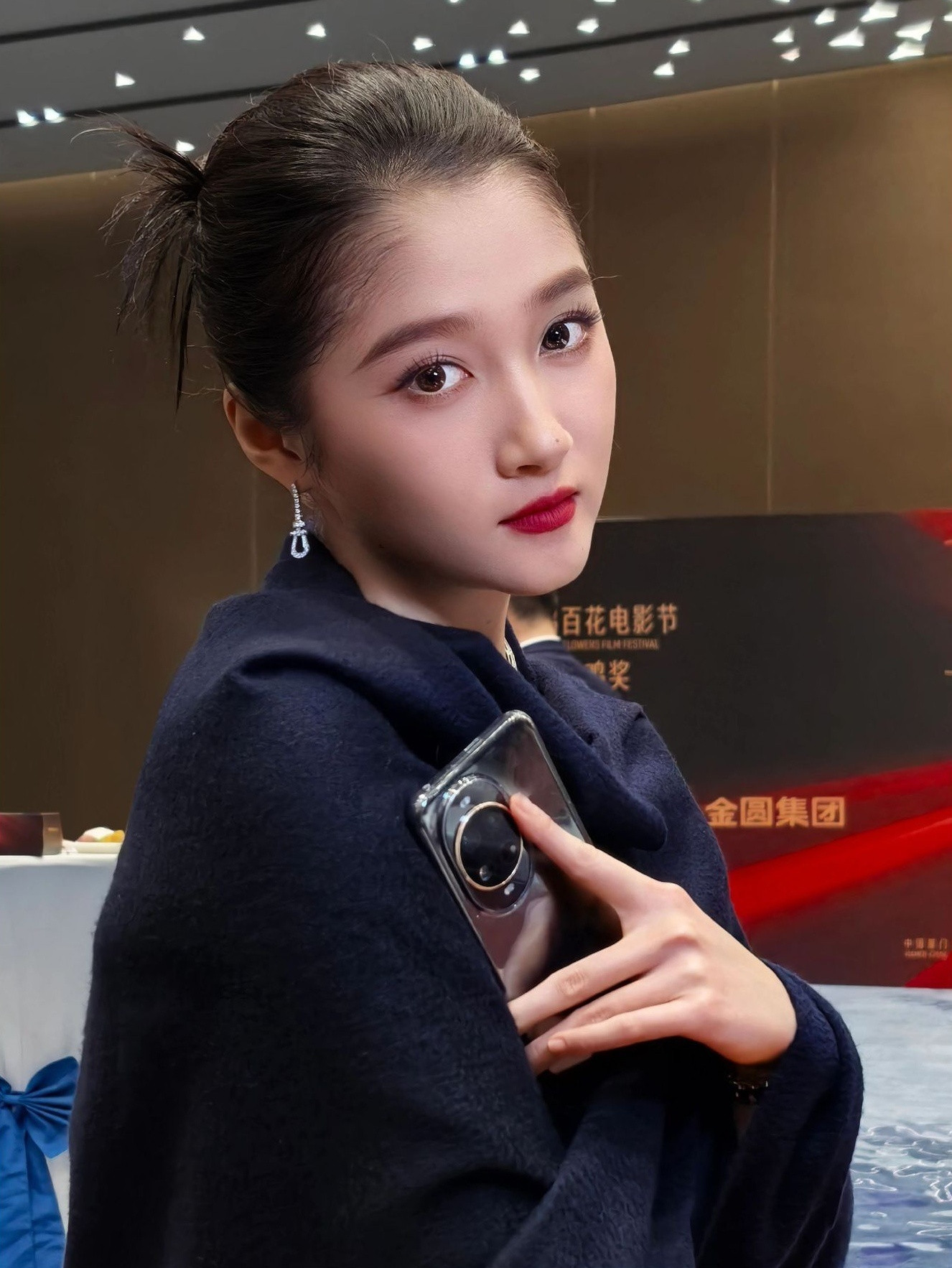 我真的被关晓彤这张脸漂亮晕了