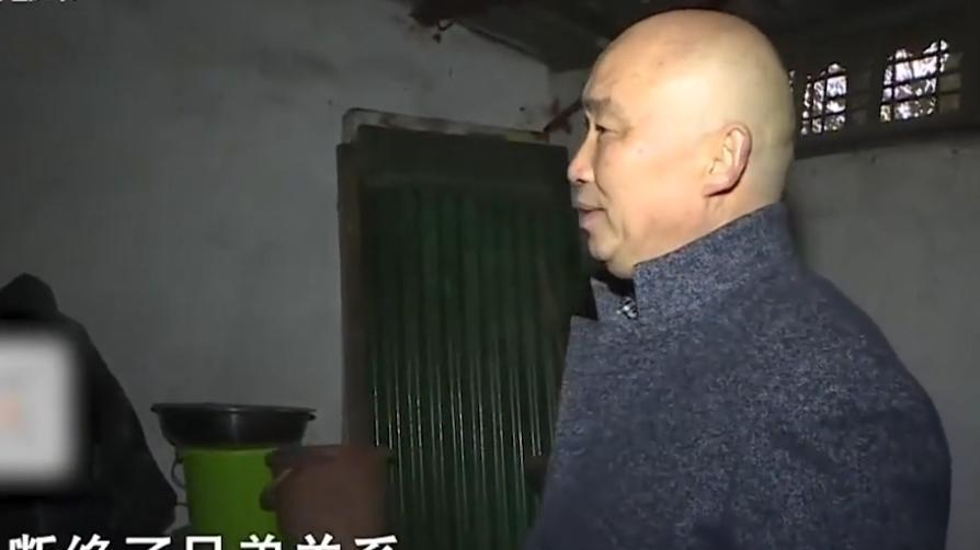 大儿得180万豪宅, 留给小儿子老破小, 大儿子仍不满: 必须分一半