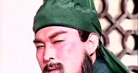 蜀汉双星奇景：诸葛亮文臣楷模，关羽武圣封神，生前身后皆传奇，他者难及徒叹嗟。