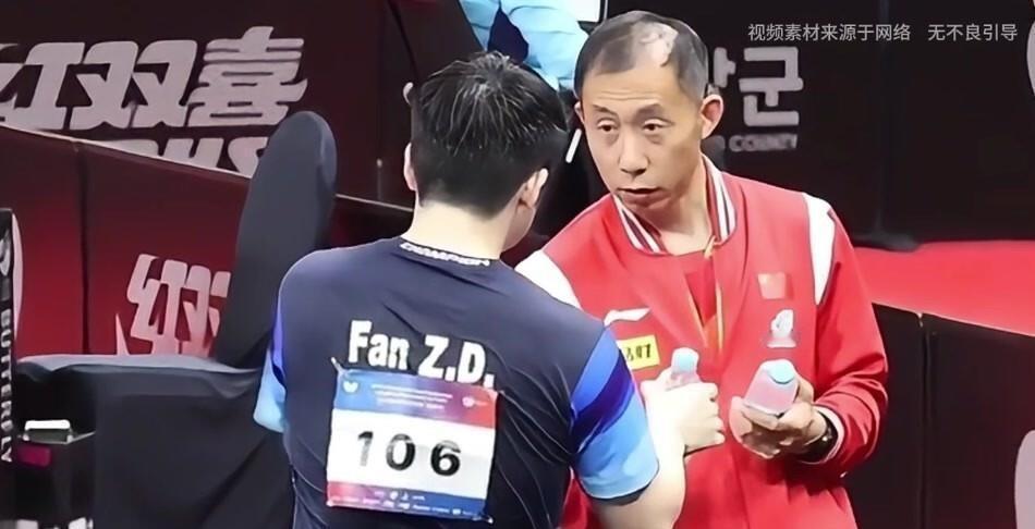 国乒名古屋亚运名单里的医务康复，是莫光超、孟煜人、任钰琪三位，那个背着药箱跟了国