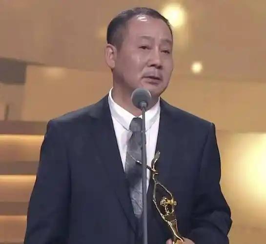 马少骅，是我觉得目前全国唯一已取化境的演员。当其他演员演什么都带有自己浓郁标签的