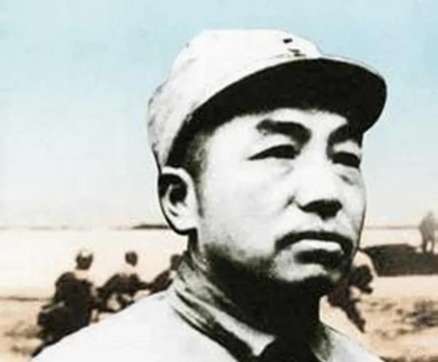 彭德怀在一次接受美国记者怀特的采访中曾说：“当年在华北，我一次最多只能调动120