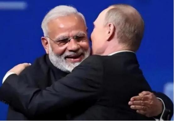 俄军不用打了，普京最大的靠山浮出水面，不是伊朗更不是中国。俄乌冲突中，大俄凭什么