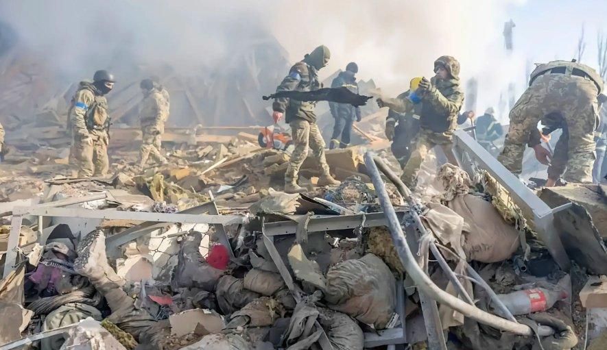 俄军多条战线的行动致使大量乌军伤亡,俄军在库尔斯克州的行动造成乌军400多人伤亡