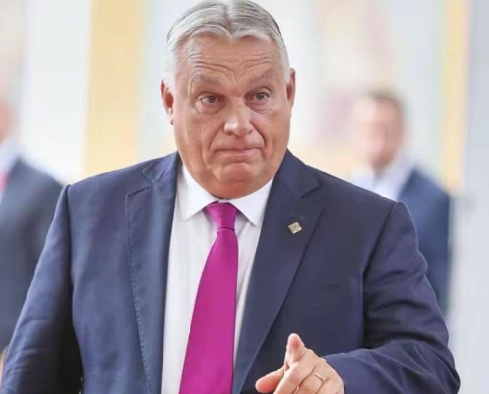 近日，乌克兰总统泽连斯基威胁匈牙利总理：“如果奥尔班继续阻挠欧洲向乌克兰提供贷款