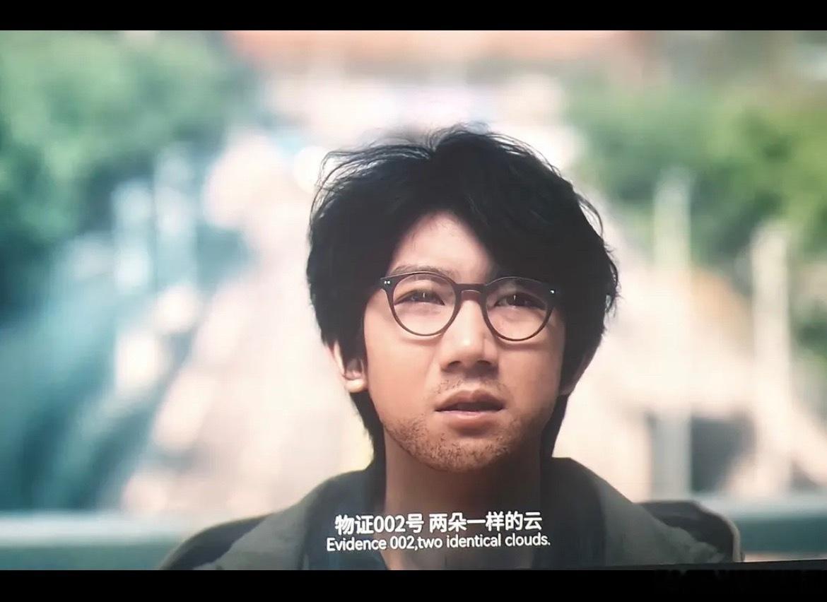 王源《我看见两朵一样的云》电影里状态被吐槽，看起来像假人…怎么做到又老又小的