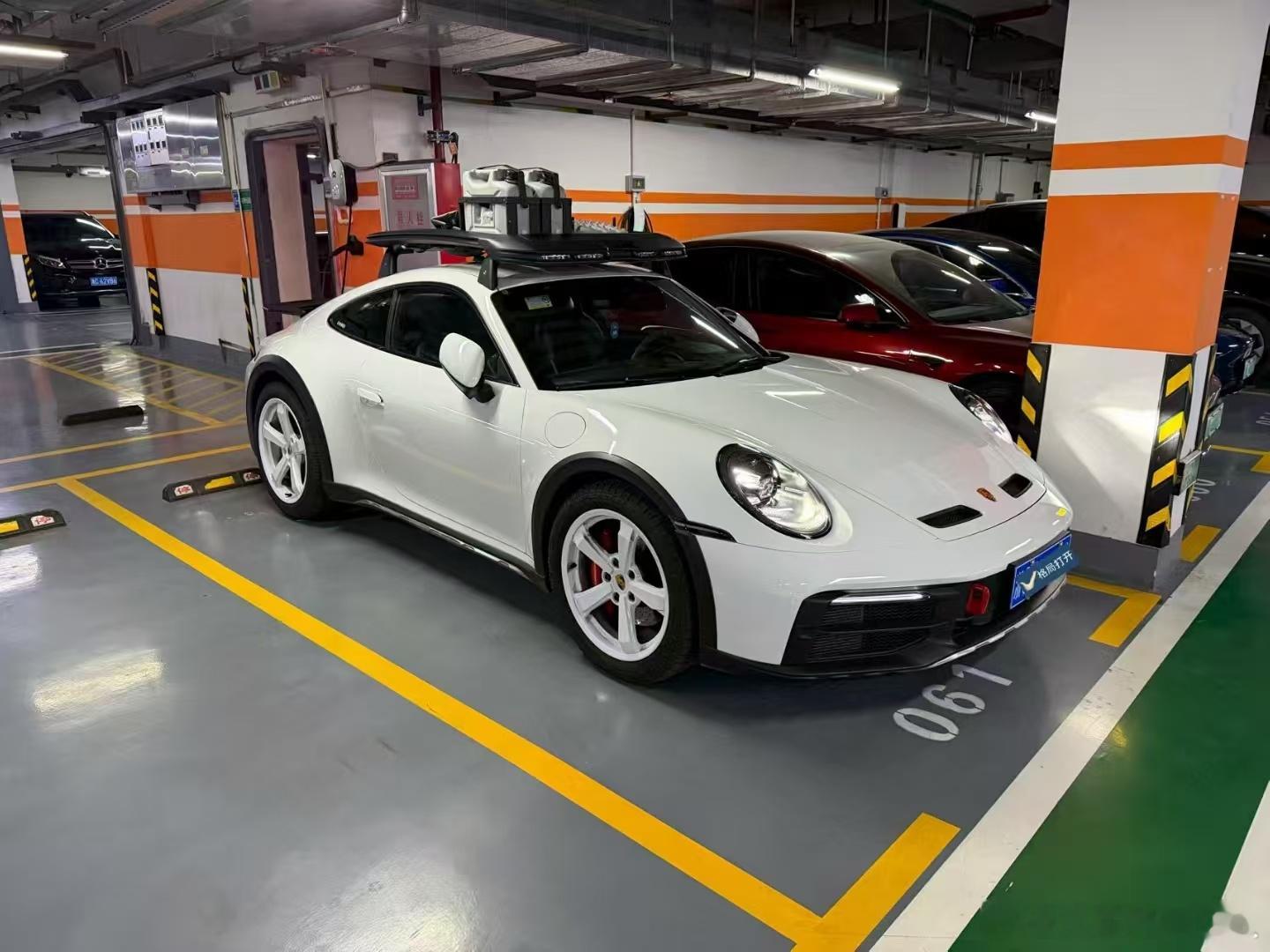 保时捷911dakar、高定版配色与配置