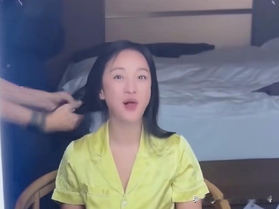 演员周迅说，自己每天吃饭时需要用1个小时，因为这样既能吃饱，还不容易长胖，她说吃