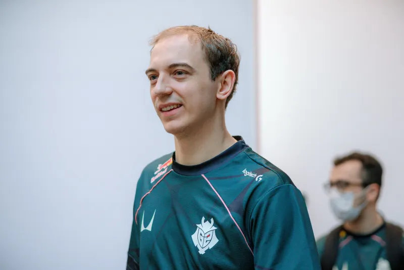 2026全球先锋赛G2以3比0击败BFX后晋级四强，G2中单选手Caps在采访说