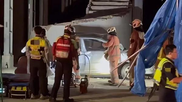 5人同车4人死亡惨不忍睹，血肉横飞呀，就说车祸5人同车4人死亡