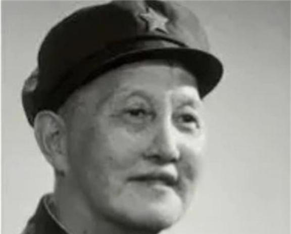 1987年，洪将军得知自己的女婿金元被推荐为301医院的副院长。洪将军立即找来了