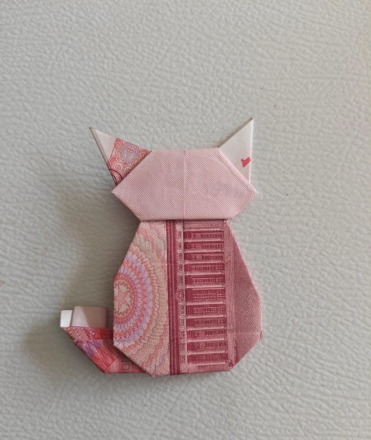 送大家一只招财猫。