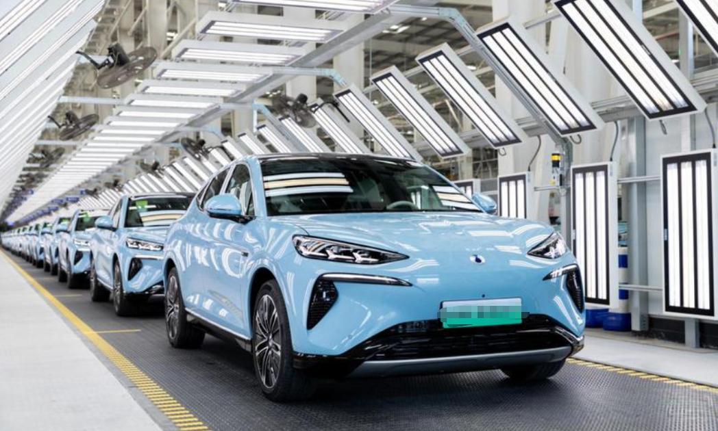 对中国电动汽车征收关税最高的五个国家：第一名：美国。综合关税达145%。