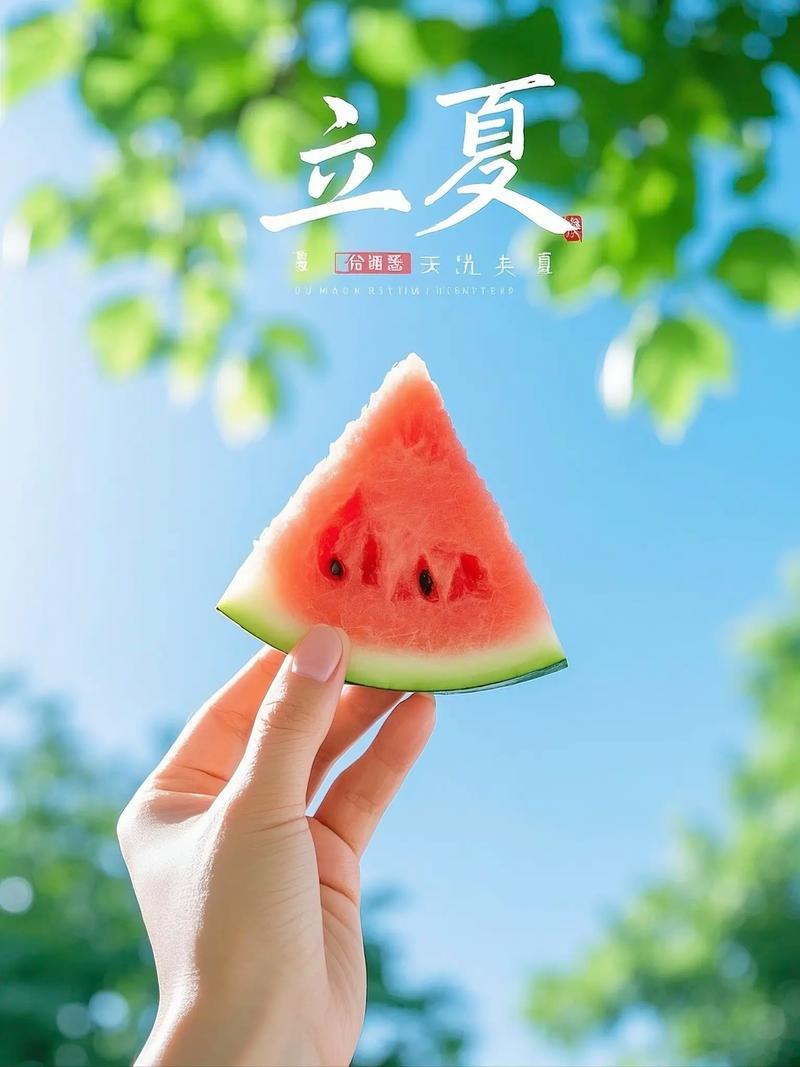 立夏一到，饮食也得跟着变变。立夏时节，气温逐渐升高，吃点清淡的食物最合适。像绿豆