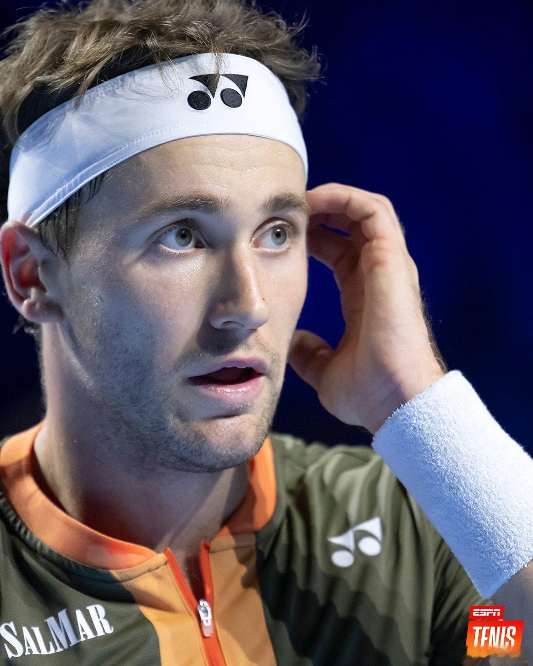 鲁德巴黎大师赛首秀出局,彻底无缘总决赛。谢尔顿、德米纳尔、穆塞蒂、阿利亚西姆会拿