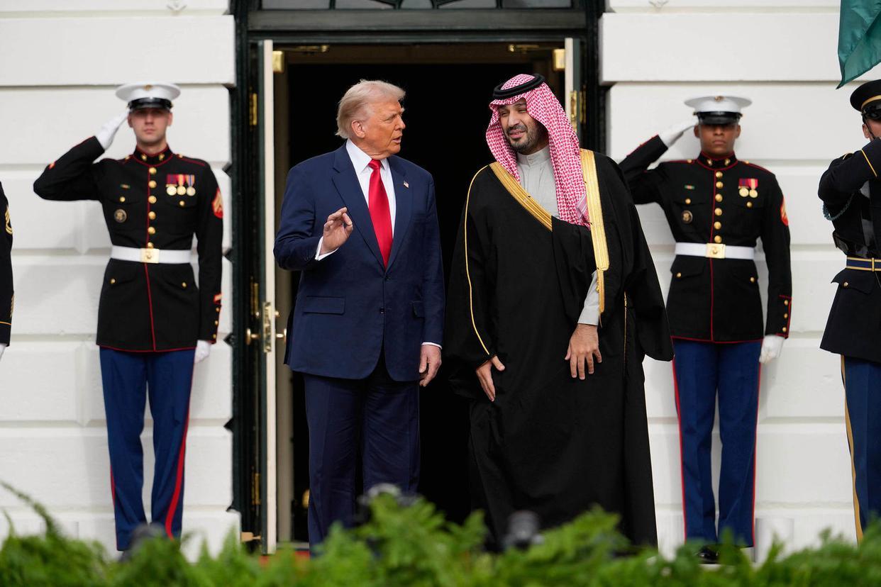 送上“大礼”沙特阿拉伯王储兼首相穆罕默德·本·萨勒曼七年来首度访美，便给美国总
