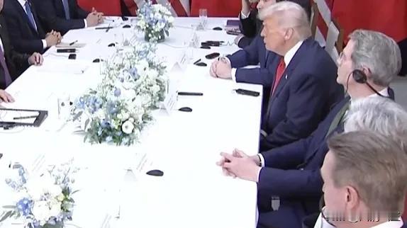 感觉，真正关注中美关系的，还真的只有特朗普。毕竟，在其位，谋其职。全程精力集