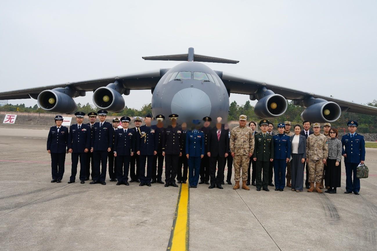 11月22日日本共同社报道，日本自卫队11月5日至13日约10名校官级干部访华。