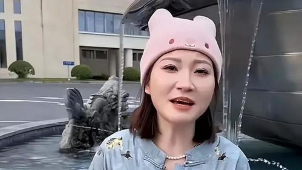 你知道吗？王暖暖5月8日凌晨被紧急送医抢救的消息，让全网都揪紧了心。前一天下午