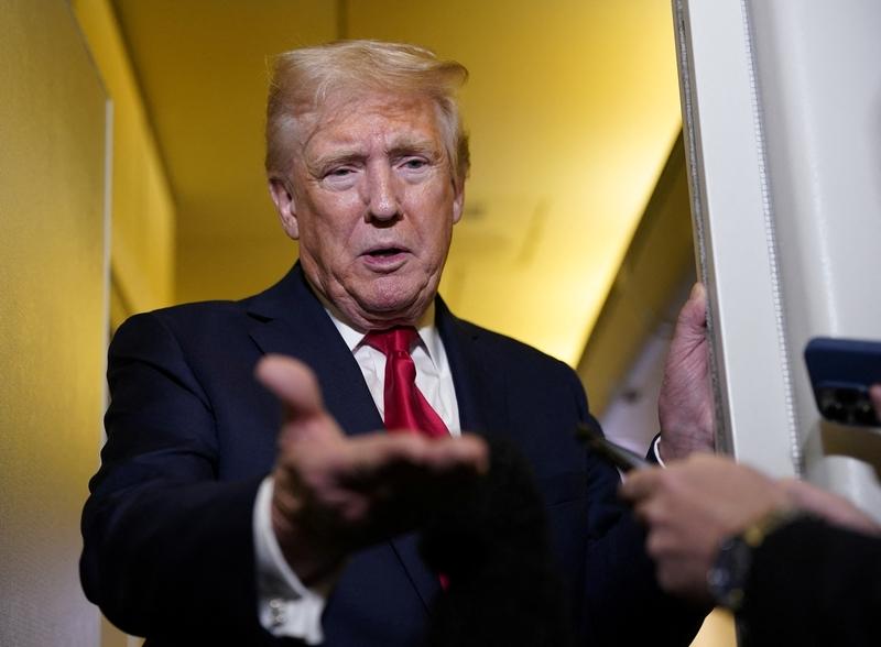 美执法人员射杀一女子特朗普发声美执法人员在移民执法行动中射杀37岁女子蕾恩·