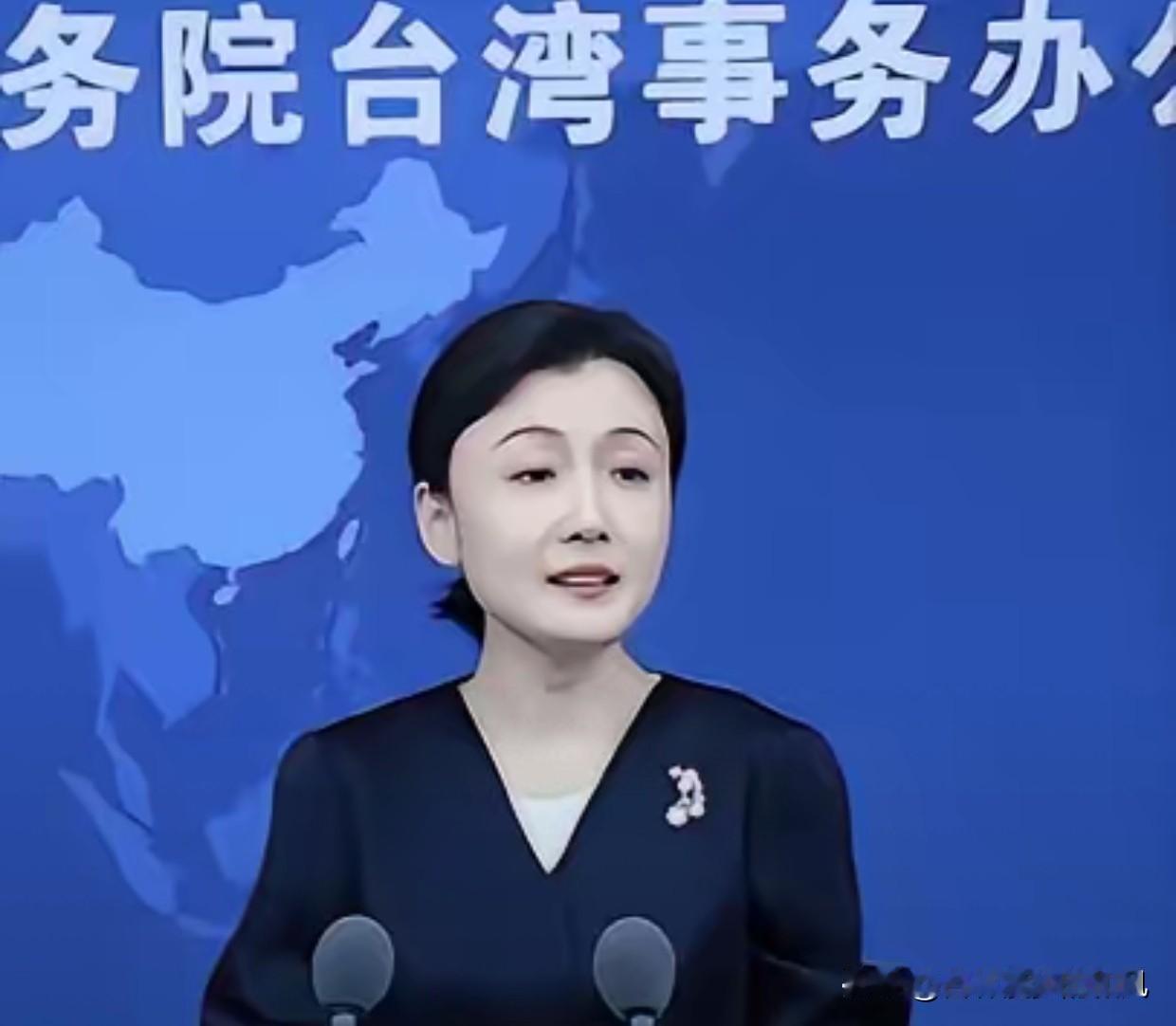 导弹敢落进来，奉陪到底！8月27日，台海方向外部势力军事挑衅与"台独"势力勾连不