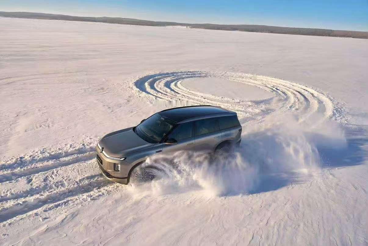 ID.ERA9X凭什么说是增程3.0谁说增程车冬天就是脆皮？上汽大众ID.ERA