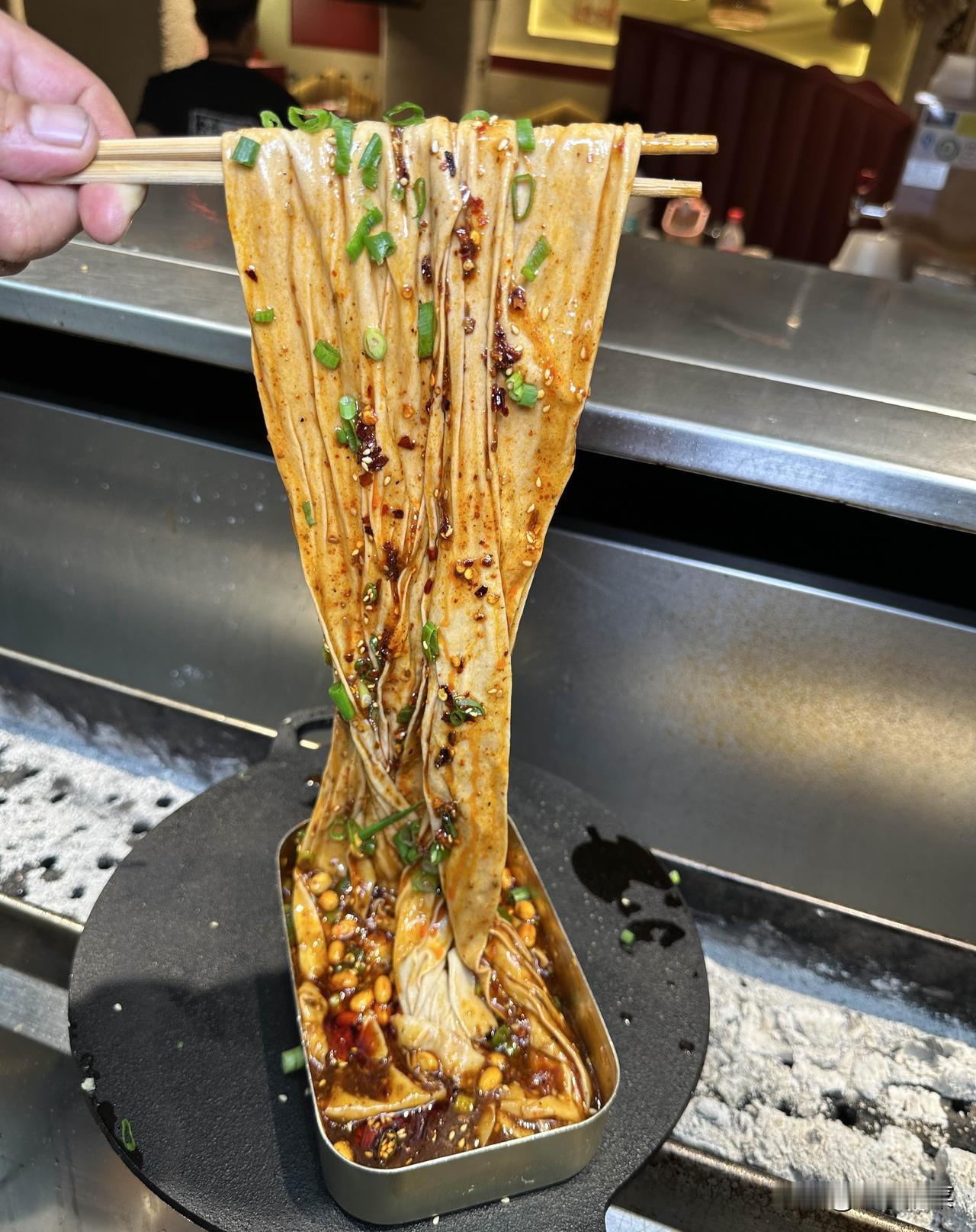 东北饭店嘎嘎好吃的高利润菜品饭盒豆皮配方与制作技巧分享东北饭店高毛利菜品饭盒