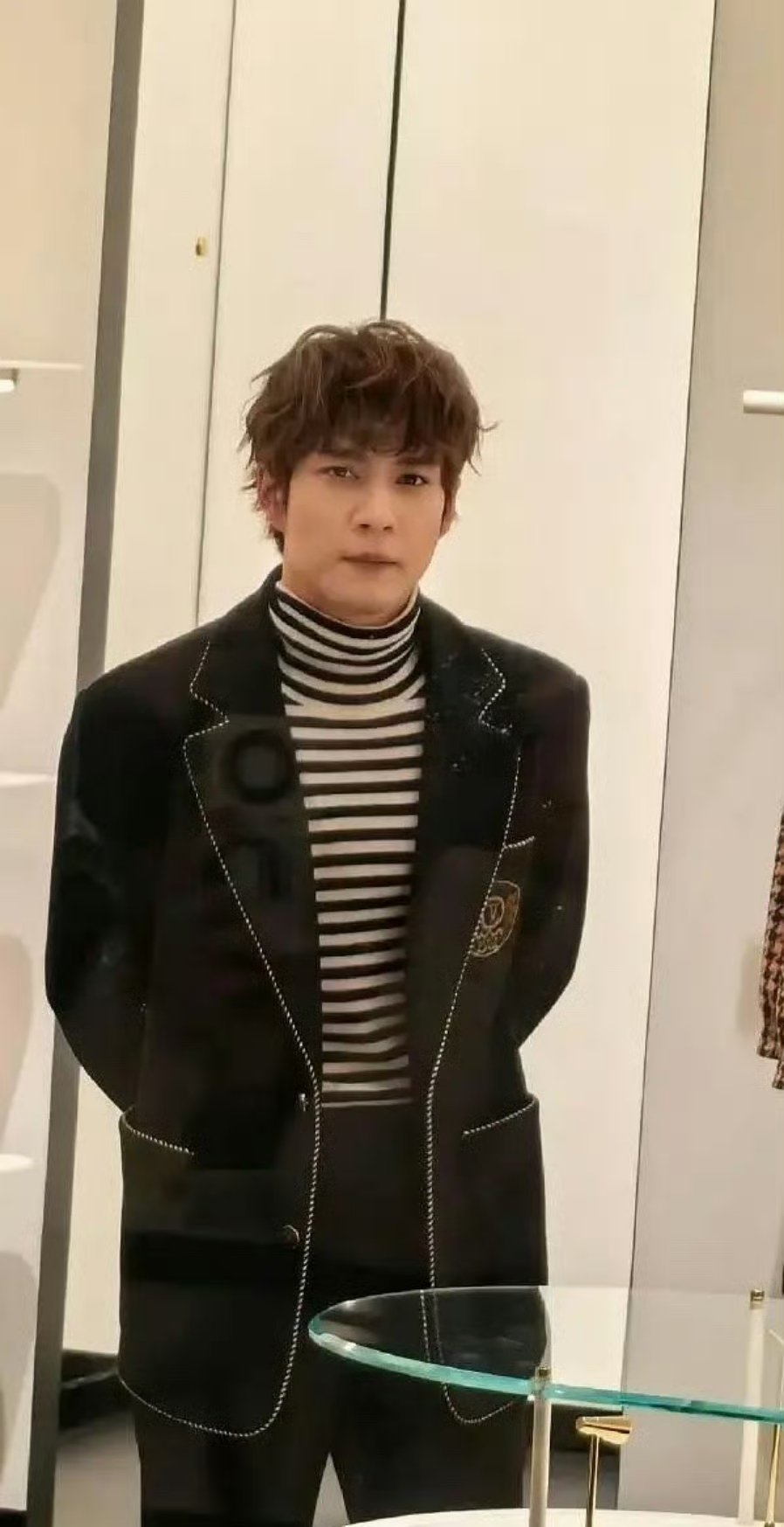 感觉生图和精修都不行