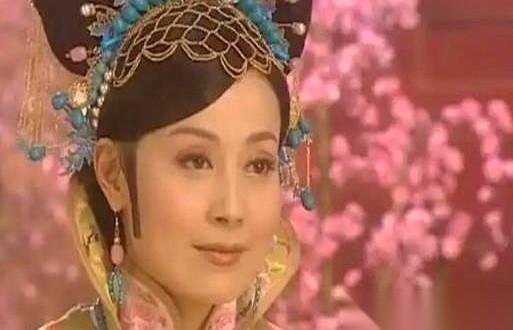 “皇上，德妃娘娘都50了，要不给您换个年轻的？”康熙头都没抬：“我今晚只要德妃