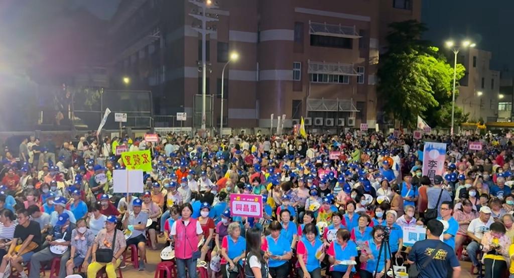 柯志恩楠梓庙口开讲大爆场他揭赖瑞隆场子惊人人数国民党高雄市长参选人柯志恩启动