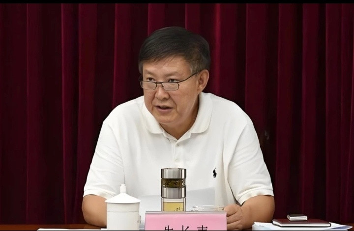 记录者马年上班第一个大贪官落马！据河南省纪委官网2026年2月24日更新消息：