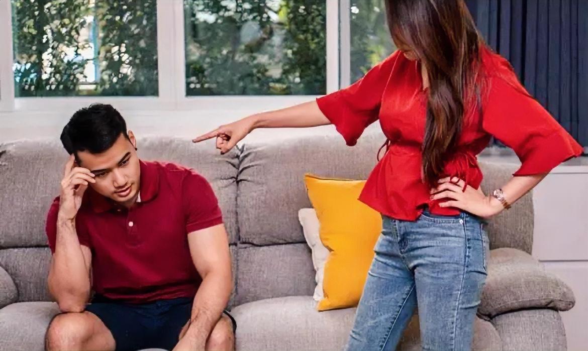 为什么所有关系都没有老婆重要？我曾经听过一个故事，把这个道理说明白了。一个男