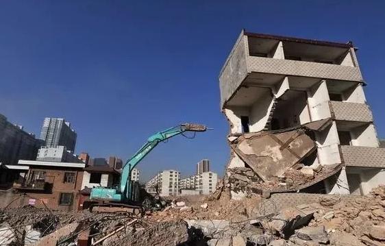 “扶弟魔天花板！”广东，一男子老宅拆迁，得了1500万补偿款，岂料，妻子表示弟弟