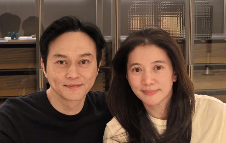 张智霖和袁咏仪的儿子竟然去芒果台当实习生了！张智霖在《披荆斩棘的哥哥》中说自己