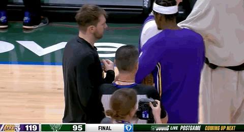 这名新秀太幸运了！今天战胜雄鹿队的比赛中，湖人队新秀阿杜-蒂耶罗伤愈复出迎来