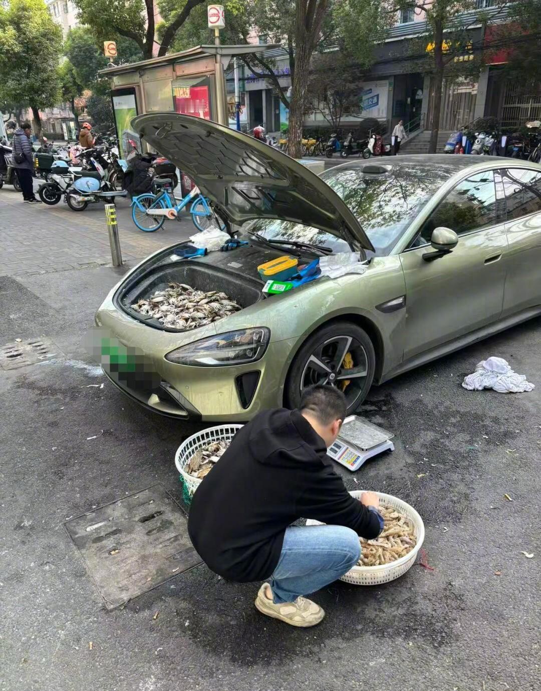 雷军也没想到这车这么有用啊