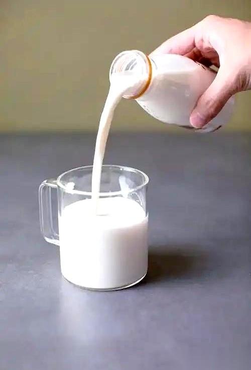 我跟你讲，最近这甲流的事儿，我看完张文宏医生的提醒，后背都发凉。好不容易搞到的