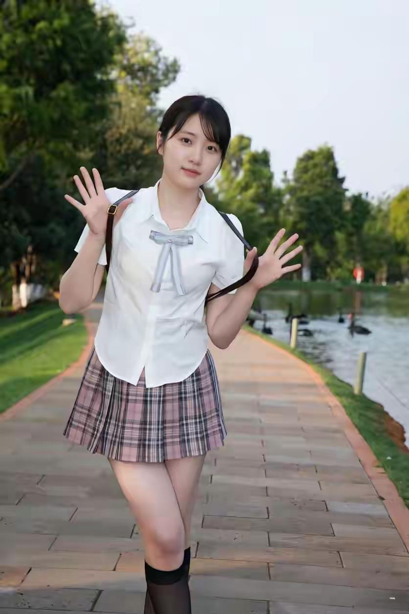 年轻，有活力，穿什么都好看！年轻就是好！