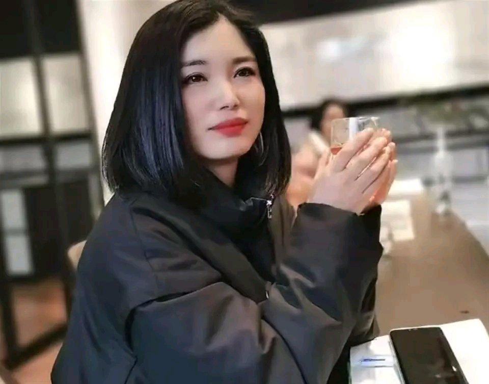 宁波知名法餐厅老板娘吴优琴去世，年仅39岁，嫁老外定居中国11年吴优琴的离去，如