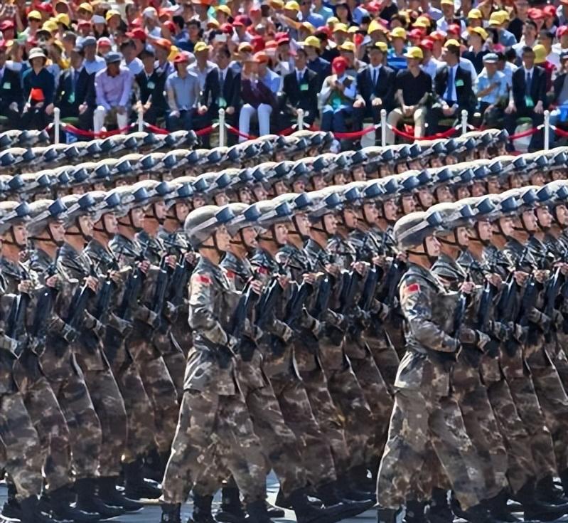 现在很多西方国家包括美国，都在琢磨一个事：中国人民解放军到底有多能打？战