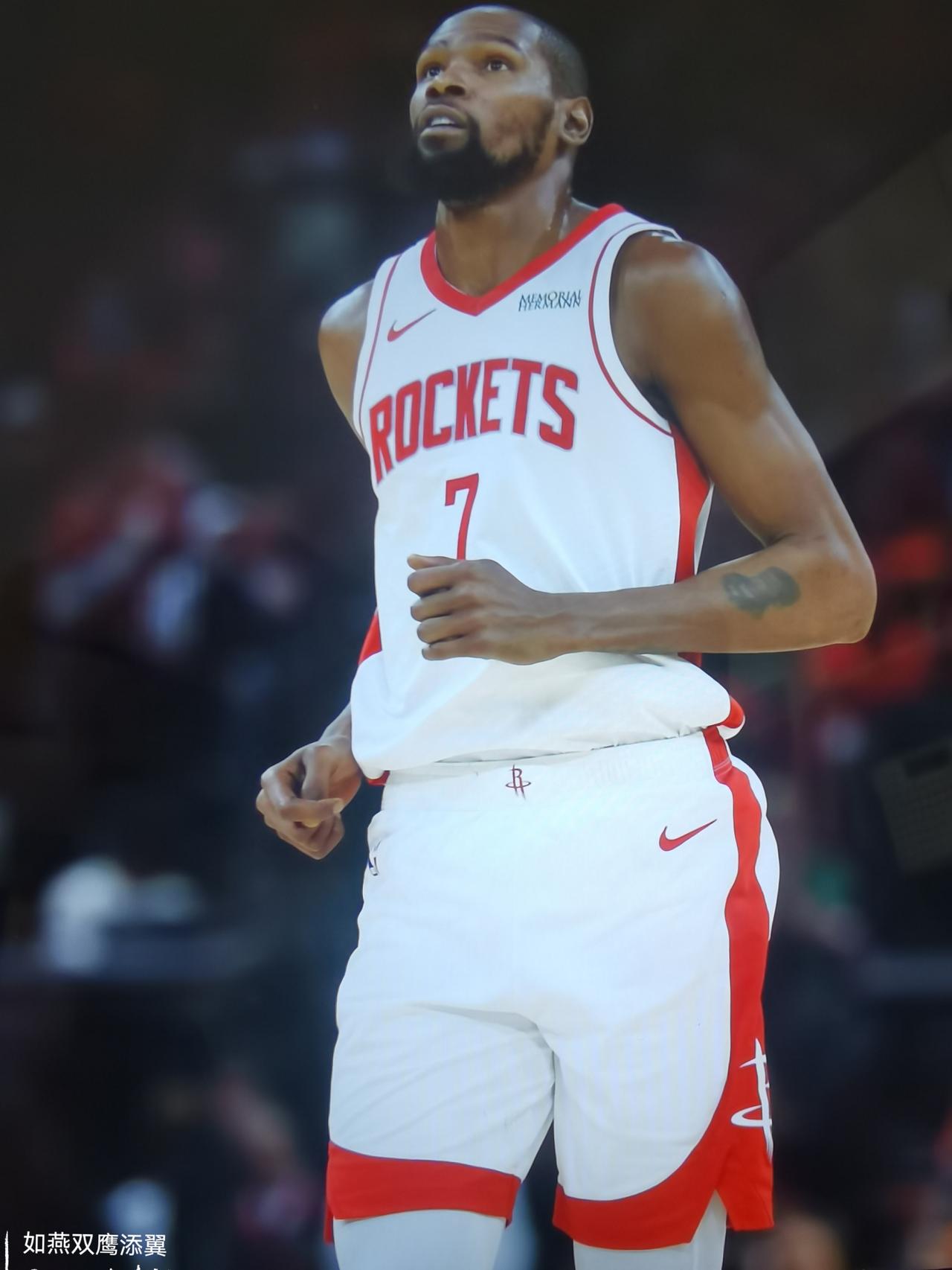 火箭队彻底沦为“塑料水枪”火箭93-129，惨败给掘金。至此