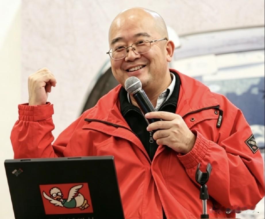 老唐走了。2026年8月23日，知名战地记者唐师曾在北京病逝，享年65岁。新