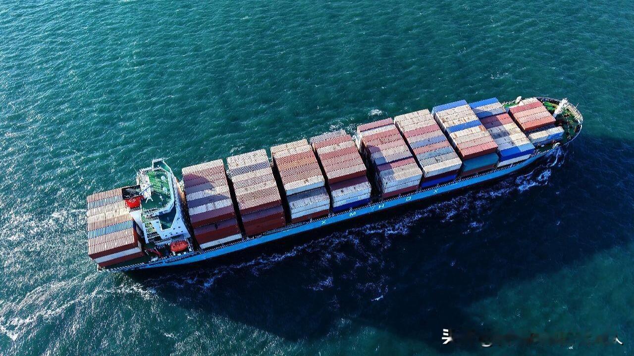 中东反抗美国，光靠胡塞武装就够了？错了！很多人以为，中东的怒火只是地缘政治。真相