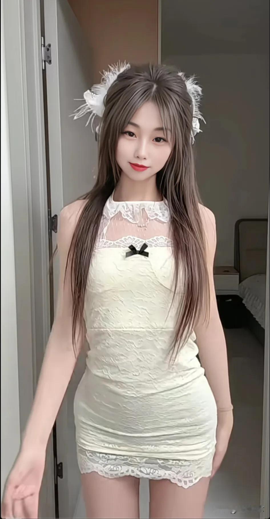 甜美少女风穿搭，蕾丝裙搭配发饰，可爱又优雅！