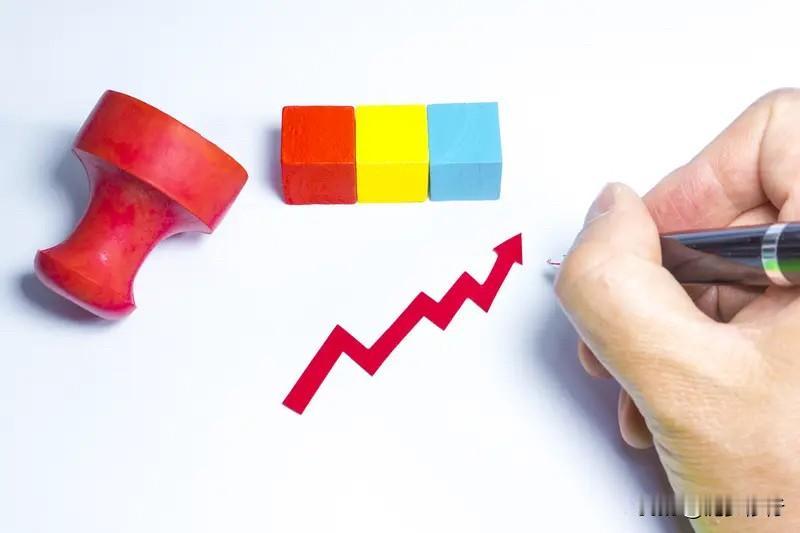 当前A股所处的这个阶段，着实令人难受。从指数层面来看，当下处于震荡整理状态，既不