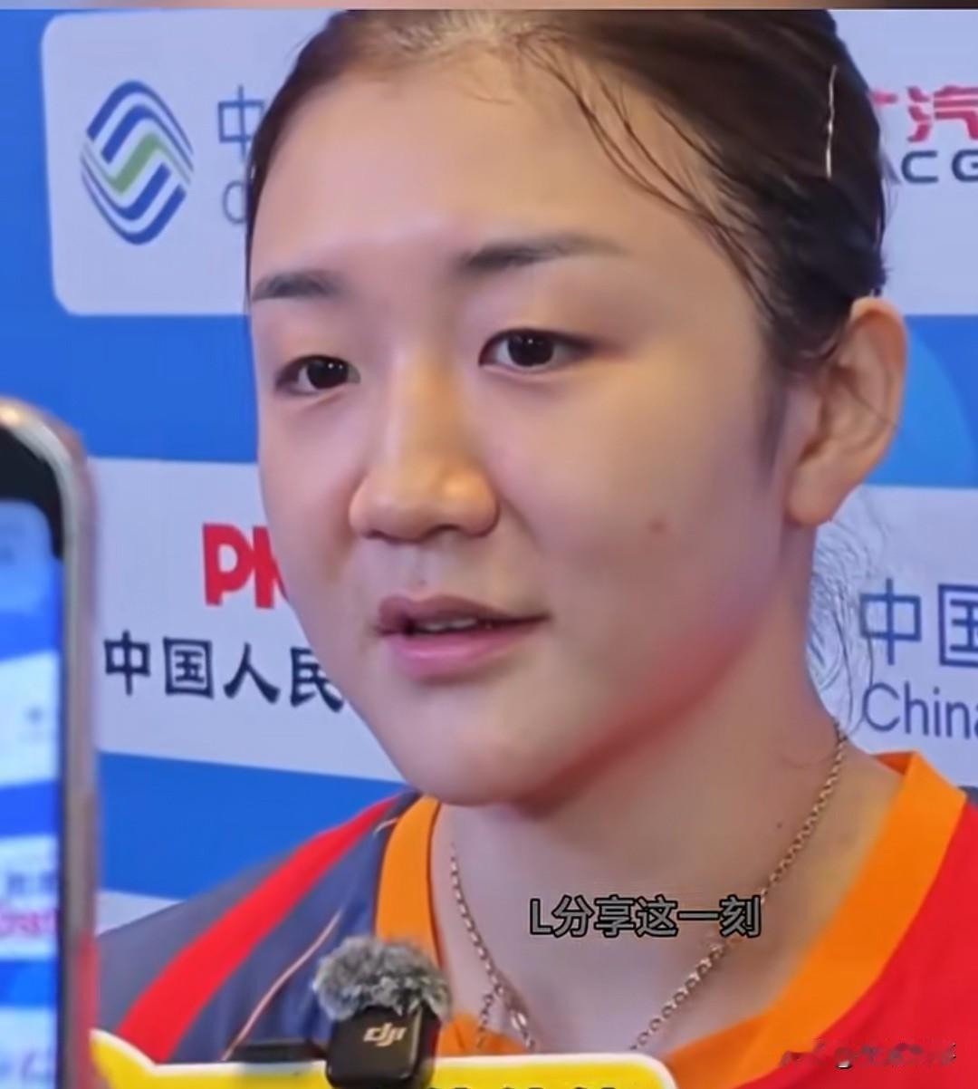 国乒陈梦，一“语”未平，一“语”又起……刚刚，陈梦在全运会首轮比赛中，4：